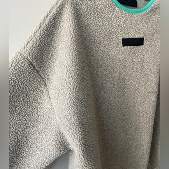 Fear of God Essentials Sweatshirt Crewneck Fleece - Picture 4 of 11